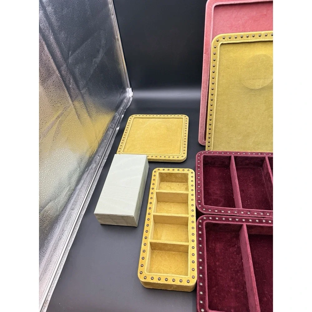 Gucci Store Display‎ Set Jewelry Box Gucci Watch Box Velvet BEAUTIFUL